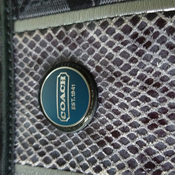 Coach Signature Jacquard Striped Python Black Satchel - Picture 3 of 10